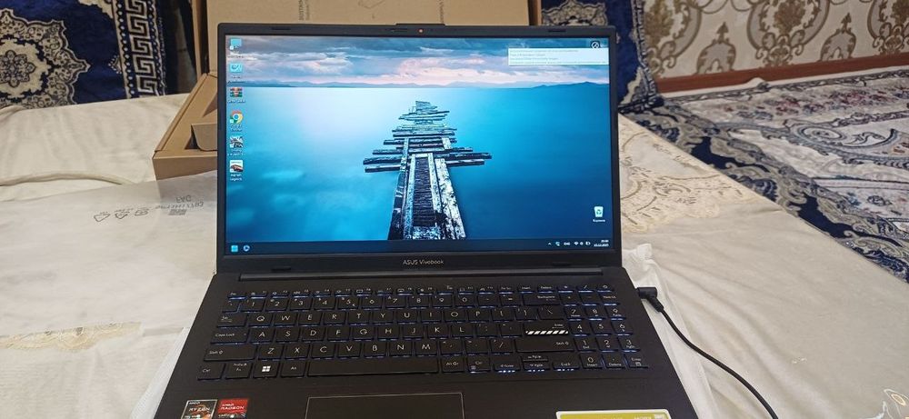 Noutbuk ASUS HDMI Windows 11PRO