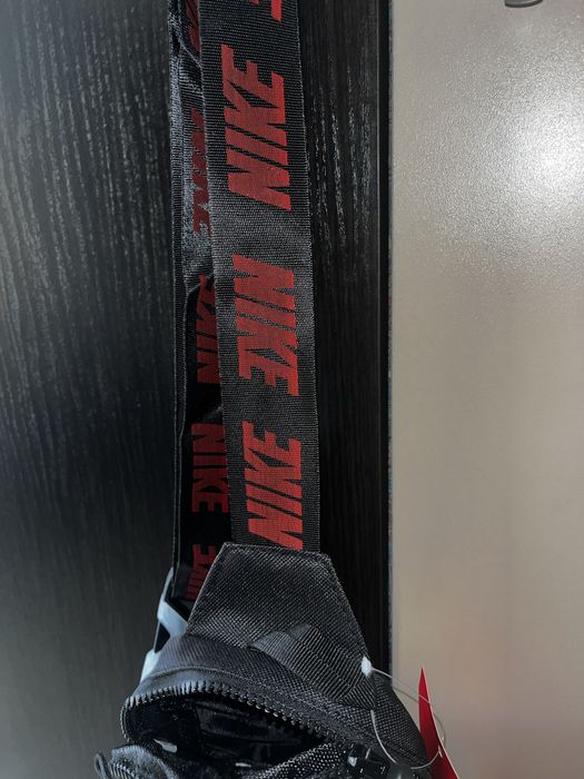 Nike Shoulder Bag | Чантичка за през рамо