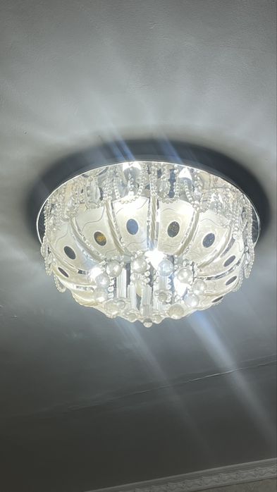 Люстра продается