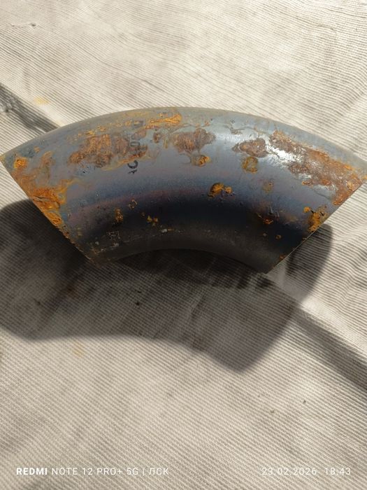 Продам два колена поворот