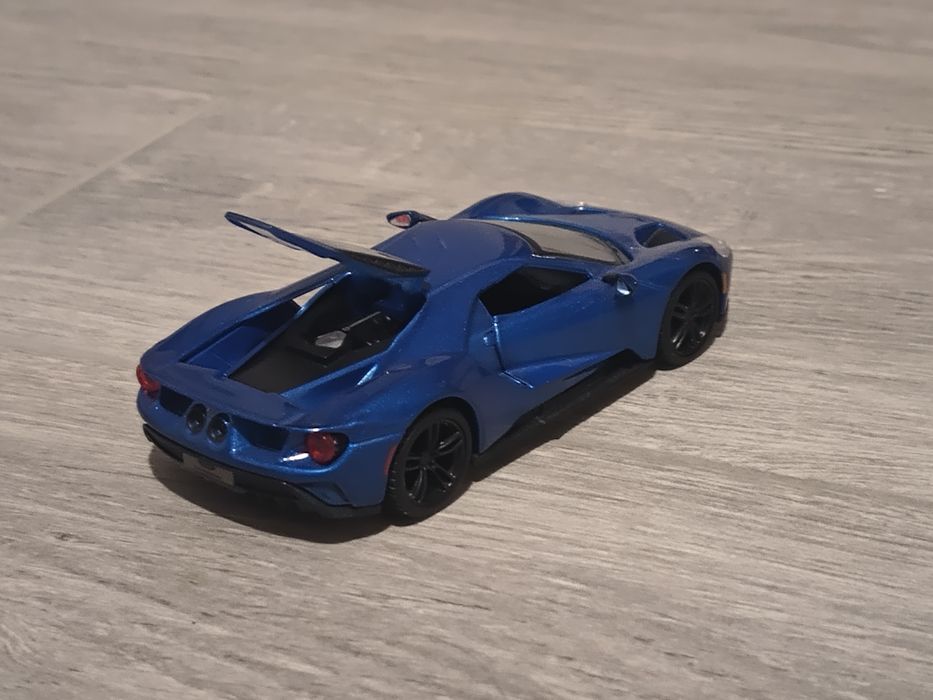 Macheta Ford GT mărime 1/32