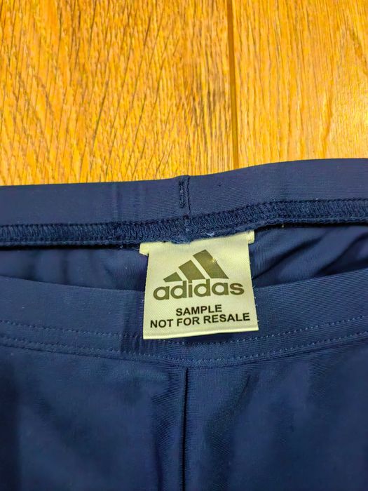 Adidas нов дамски спортен къс клин XS размер
