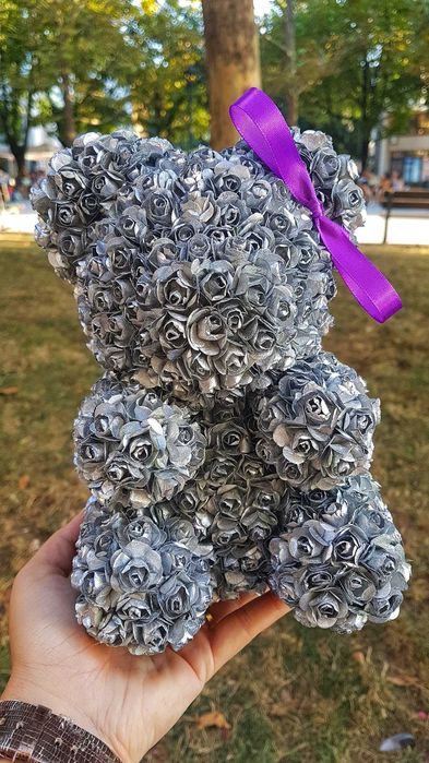 Хартиени цветя / златни и сребърни хартиени рози