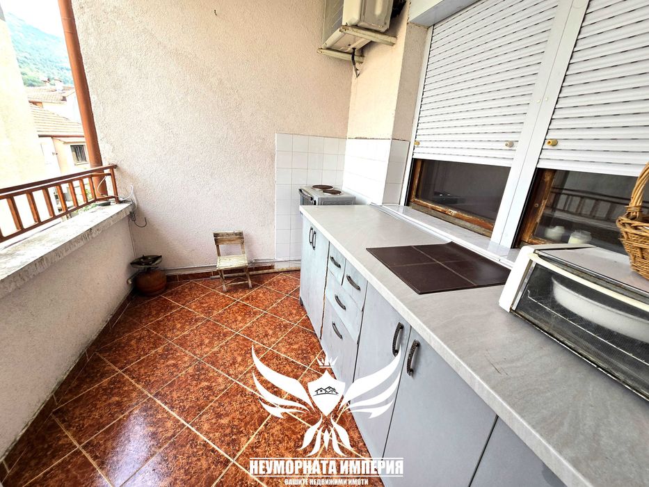 Продава се Къща в Асеновград - 390 кв.м за 1154 €/кв.м - Снимка #5