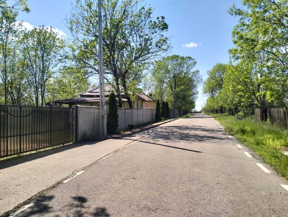 Vanzare teren si casa