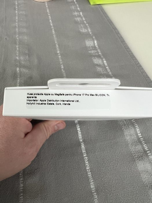 Husa originala Iphone 17 PRO MAX nou nouta