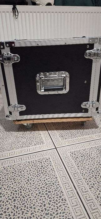 Rak flyht pro 8U ca nou