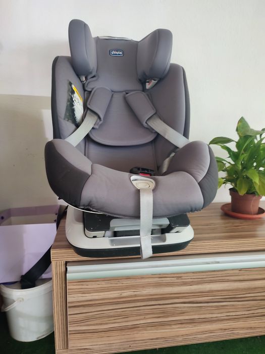 Scaun auto copii Chicco 0-25 kg