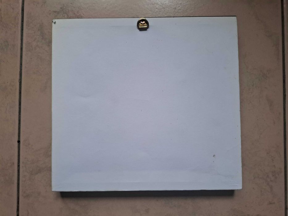 Ръчно бродиран гоблен в рамка