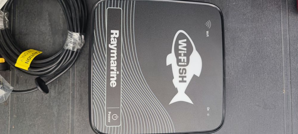 Сонар за лодка за захранка Raymarine wifish  wi-fi