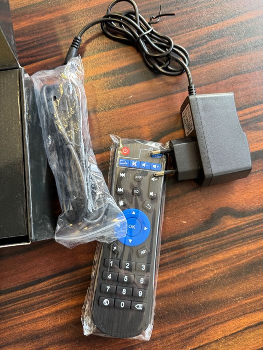 Android TV BOX 4GB RAM/64 GB ROM
4X CPU Cortex-A53 GPU Mali - G31 MP2