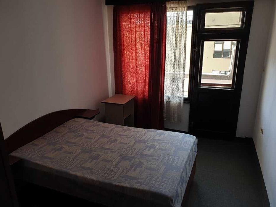 Дава се под наем Двустаен апартамент в Бургас, Възраждане - 50 кв.м за 229.5 € - Снимка #2