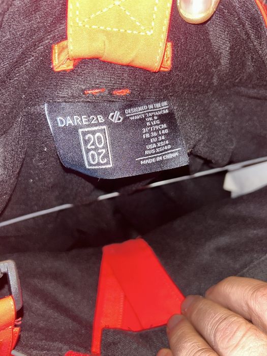 Pantaloni Ski Dare2b Roz Neon - 20k impermeabilitate - Mărime XS (34)