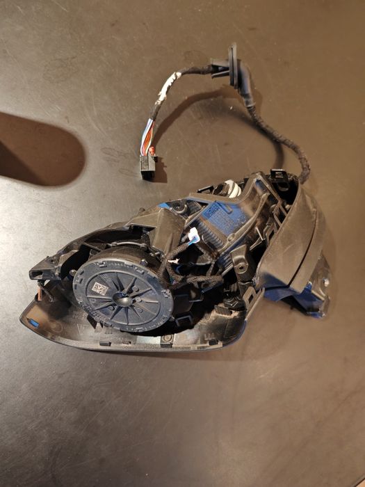 Corp oglindă stânga Porsche Taycan / 911 992 – original