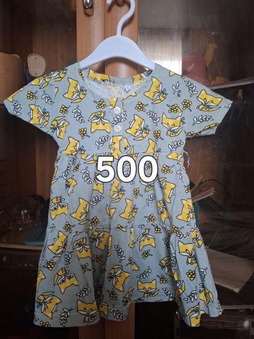 Платья детские  одежда продам