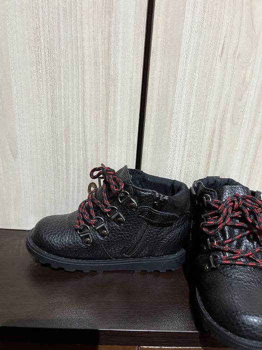 Боти Next Нови Боти Некст Нови