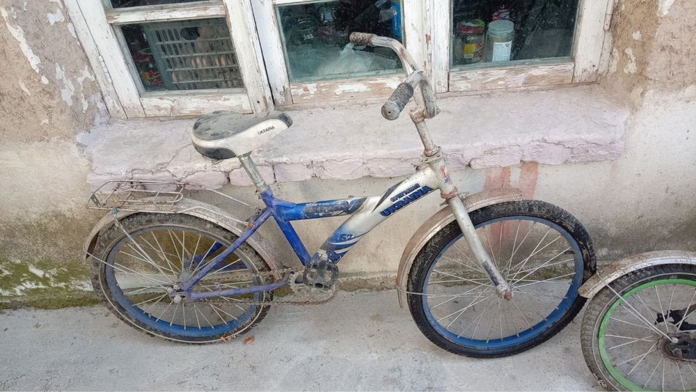 Велик срочно сотилади