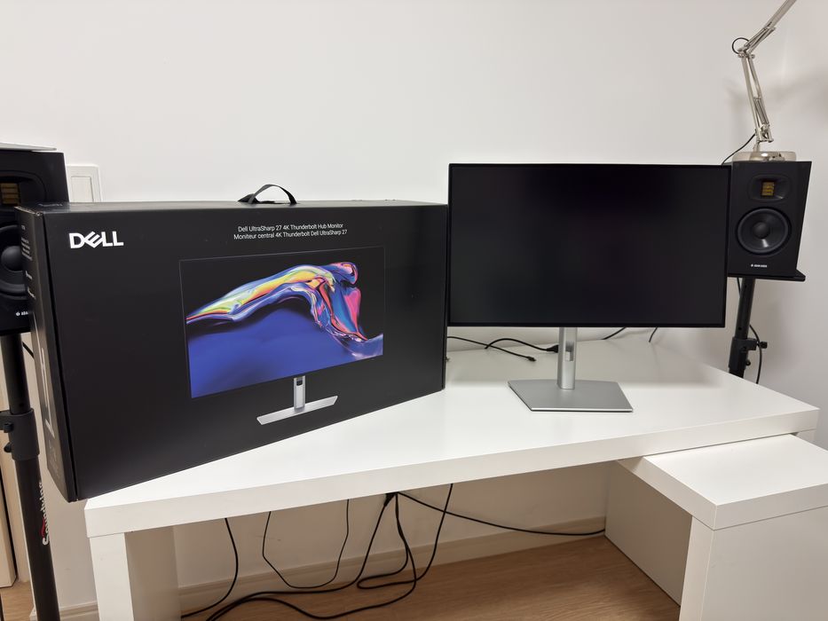 продам монитор DELL 4K