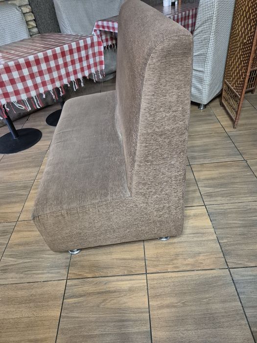 Кафенің диванын сатамын