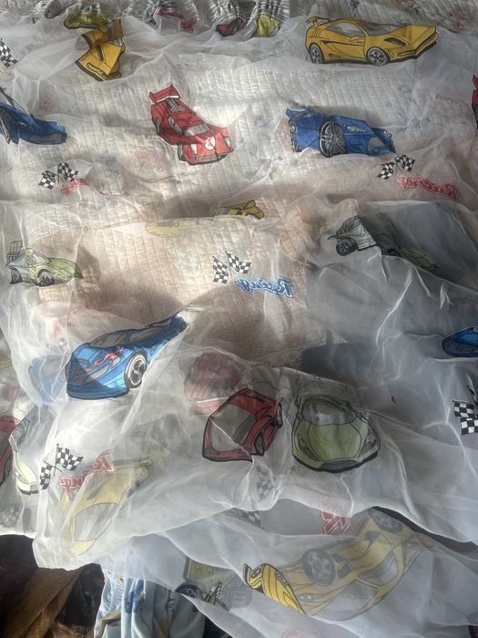 Продам тюль в детскую комнату