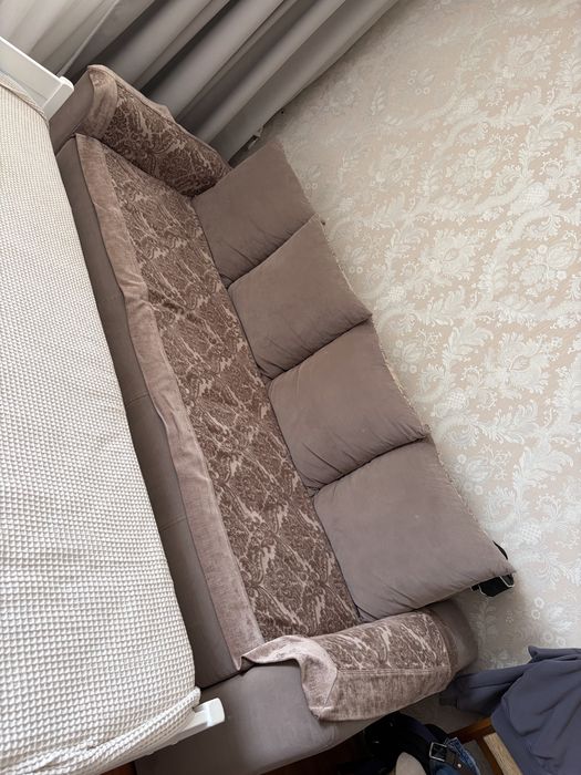 Продам диван в отличном состоянии