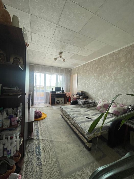 Продаю квартиру !!