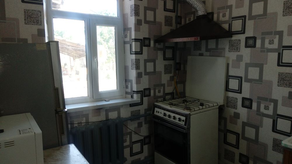 Uy sotiladi srochna Nurafshon markazida xamma sharoitlari bilan