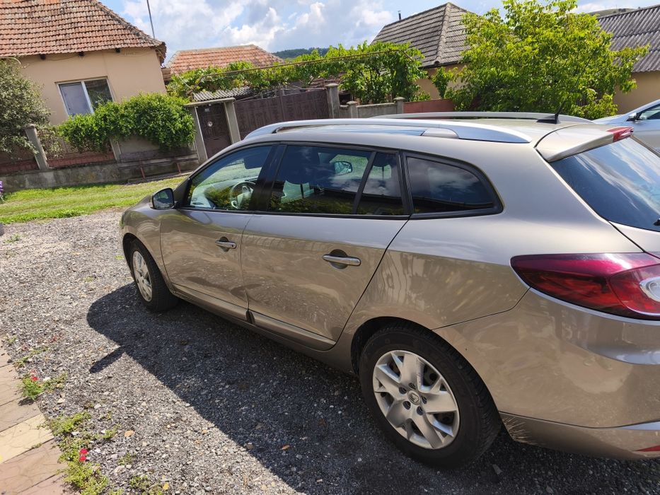 Vând Renault Megane