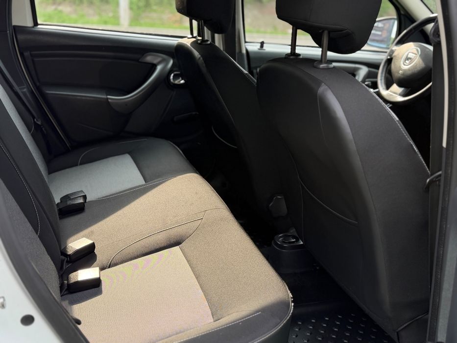 Dacia Duster 2016 si in Rate