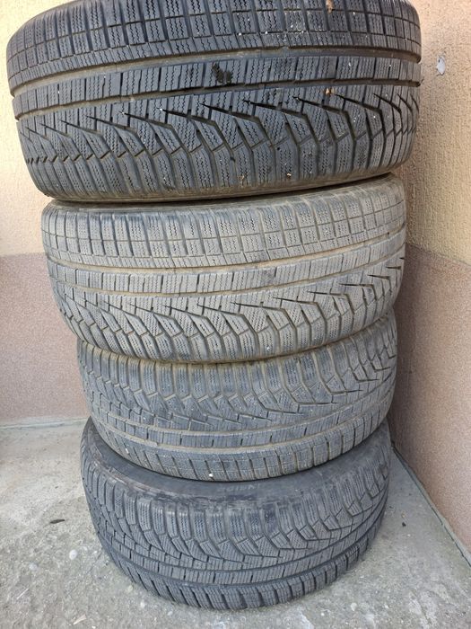 Anvelope iarna hankook 235 55 R17 99H