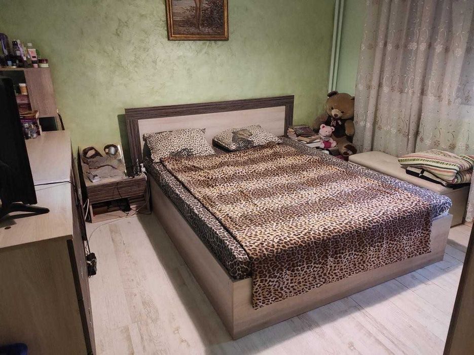 Тристаен апартамент в Изгрев