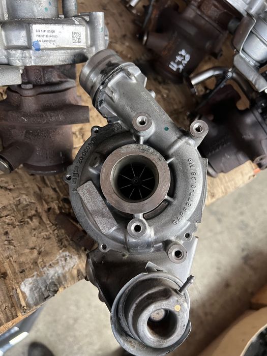 Turbina renault clio 4 1.5 dci k9k cod H8201164371 an 2014-2018