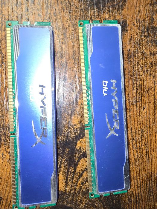 Memorie RAM DD3 - Kingston Hyper X blu 2 x 2Gb