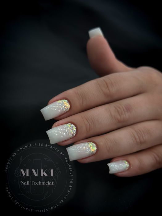 Promotie! Unghii cu gel