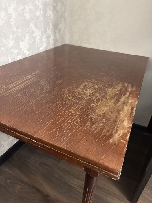 Стол деревянный, крепкого качества бу