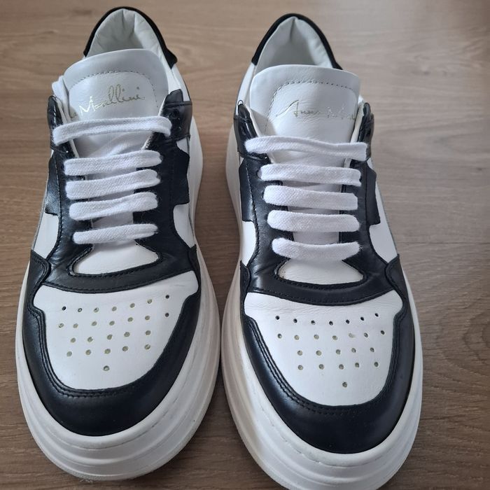 Уникални дамски кецове