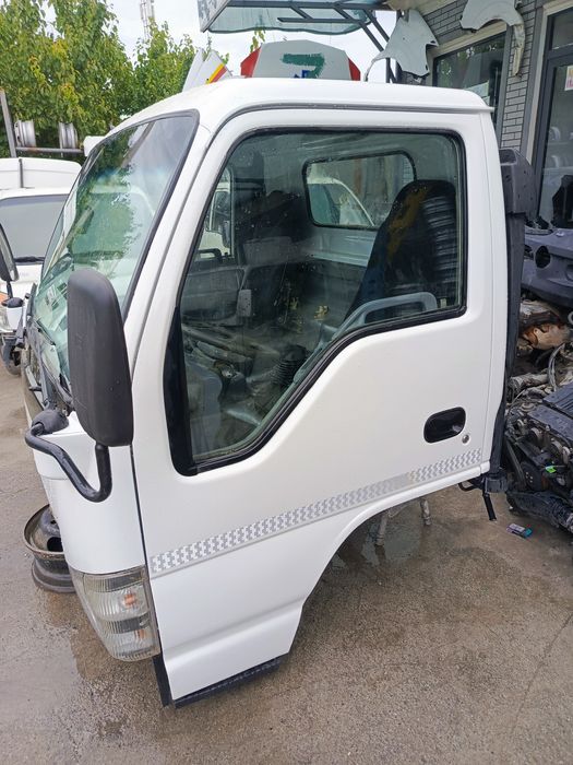Isuzu NQR 71 kabina sotiladi