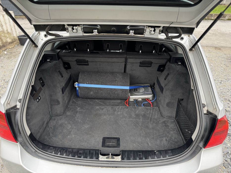 BMW 320i Touring E91 150hP