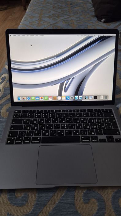 Macbook air m1 8/256