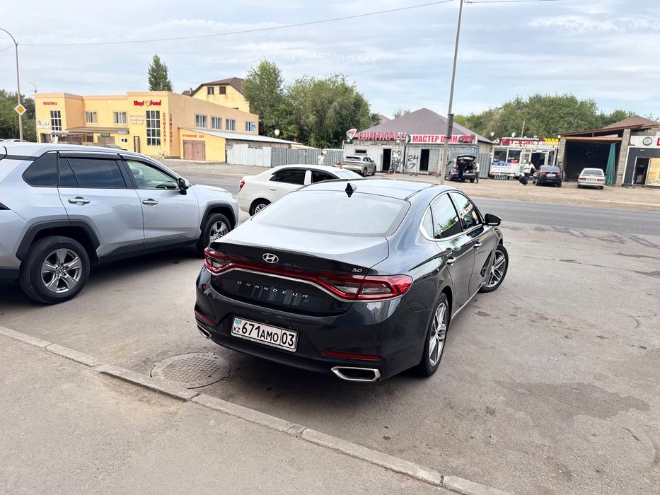 Hyundai Grandeur 2017