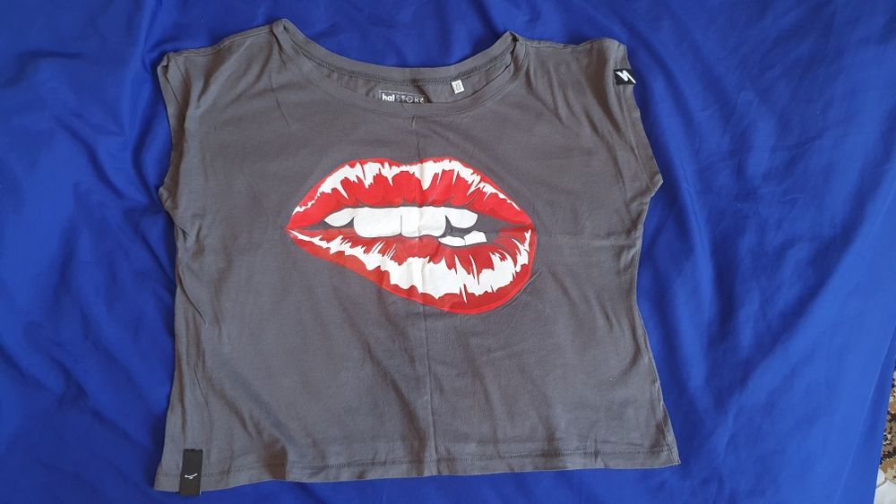 Bluza/ tricou scurte