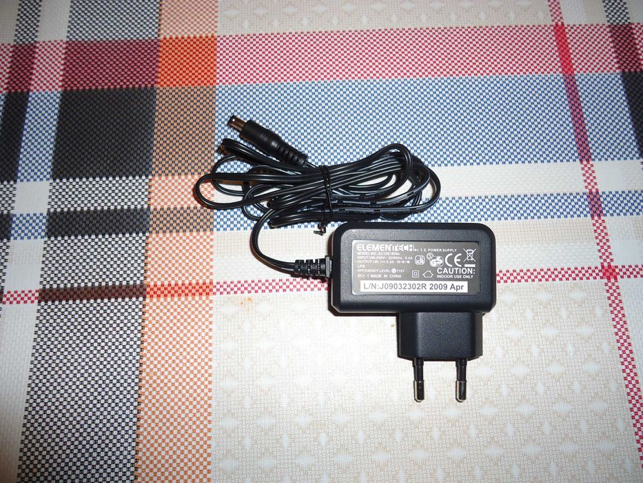 Захранващ адаптер ELEMENTECH - 18V