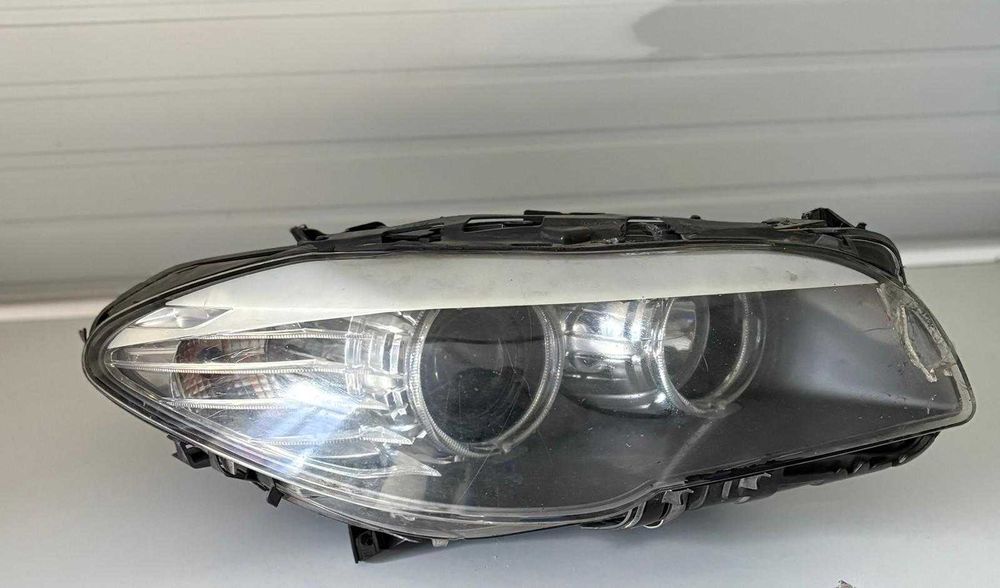 Far dreapta BMW Seria 5 F10