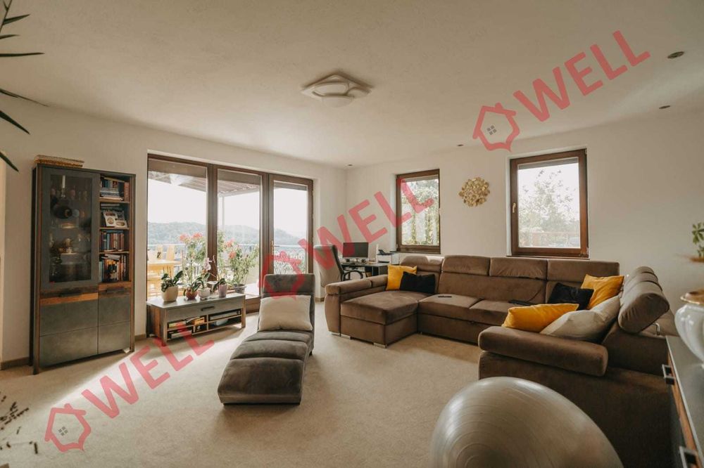 Casă familială spațioasă și modernă de vânzare, situată în Sovata!