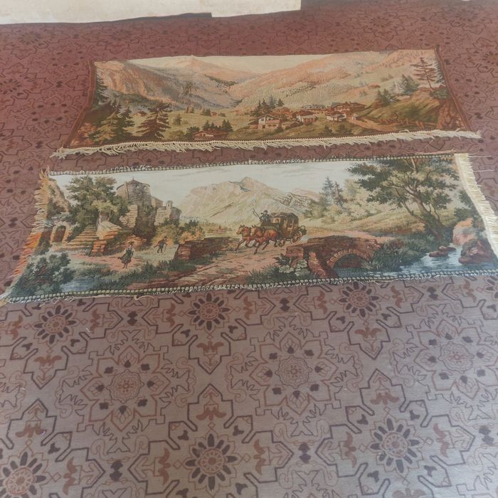 Antikvar kalleksiya manzara sotiladi ikkasi bir joyda