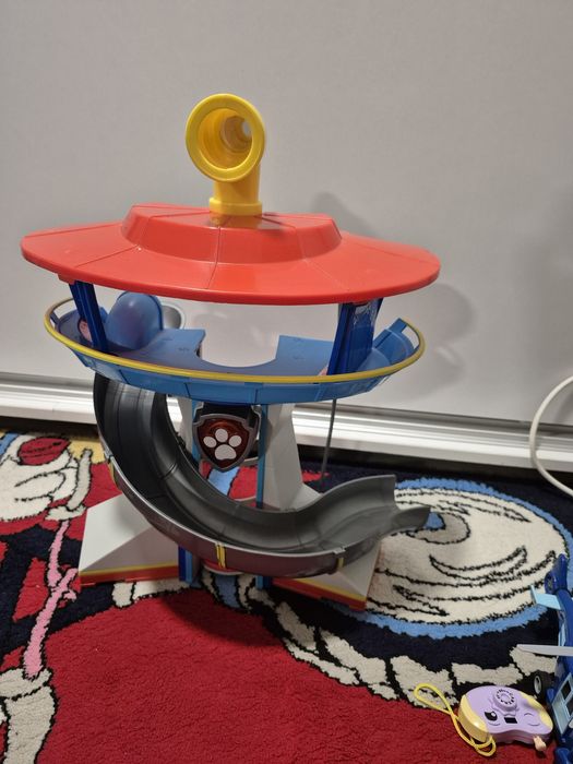 Jucării din patrula catelusilor și Peppa pig