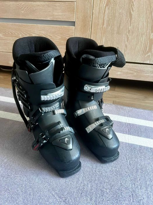 Clapari HEAD + un set de bete cadou