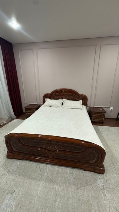 Продам спальный гарнитур