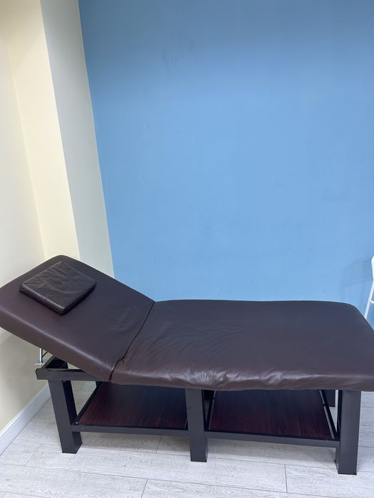 Продаётся медицинская кушетка!