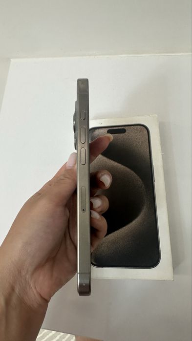 Продам iPhone 15 Pro